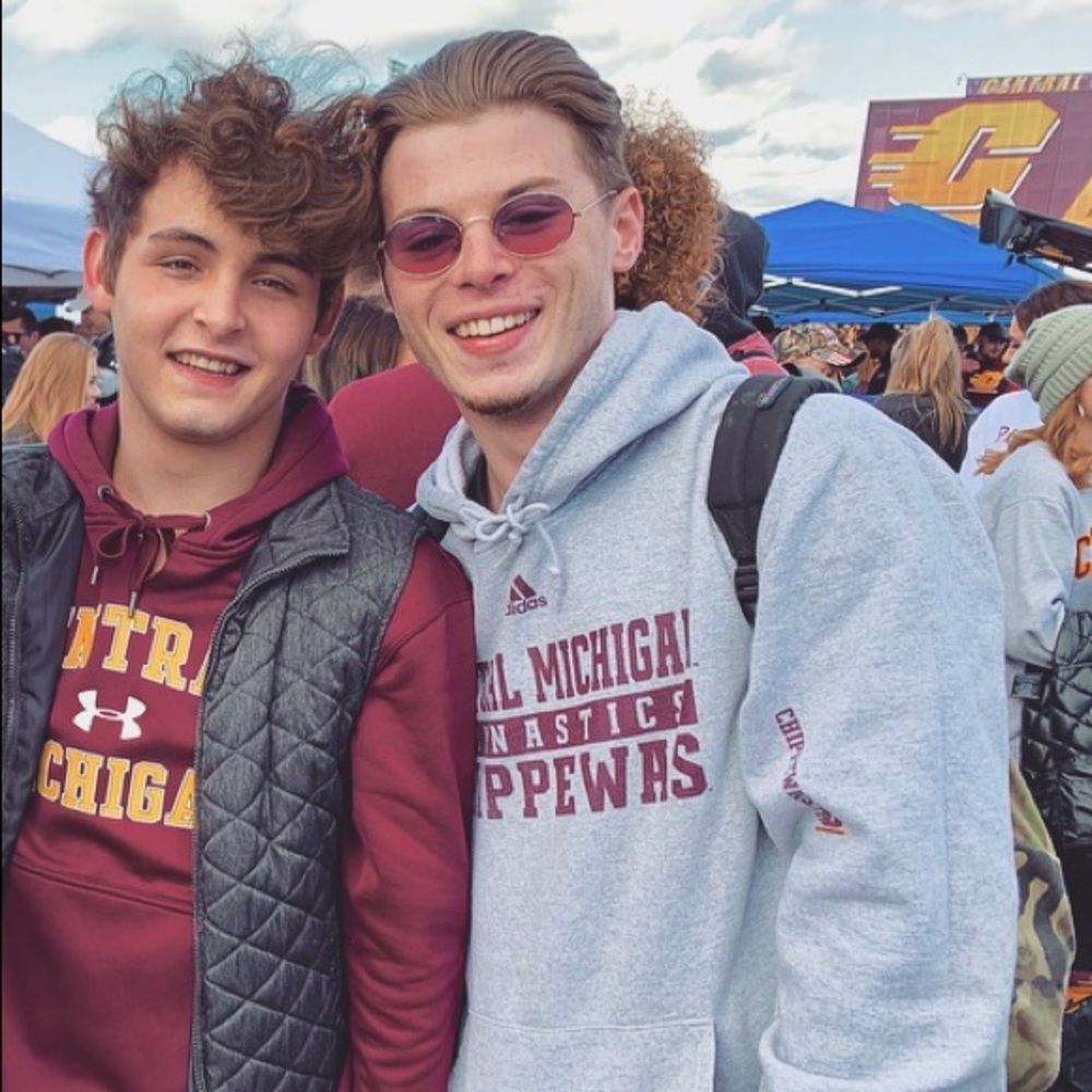 Meet your Posher, Noah